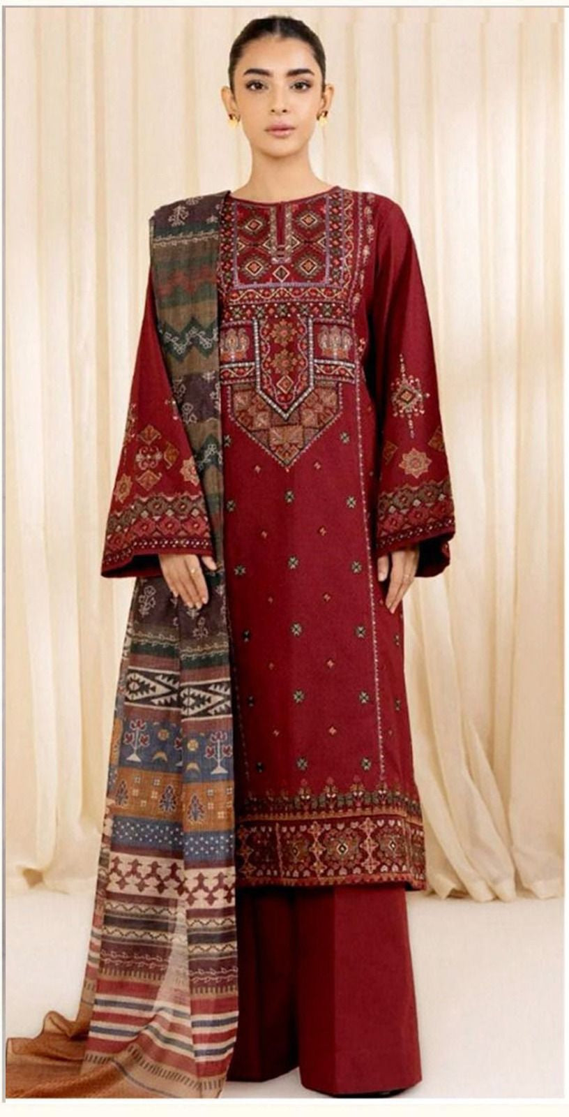 Embroidered three-piece outfit by Kayseria